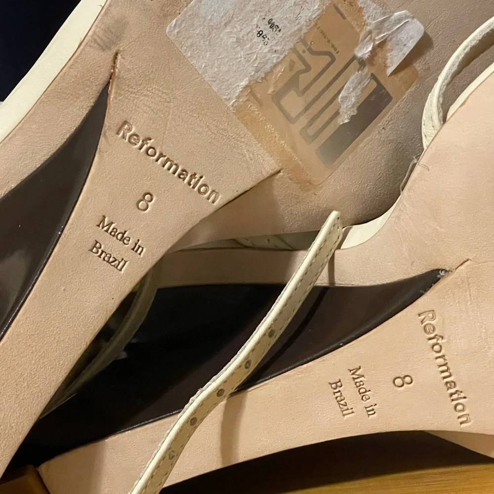 Reformation Emilia Heels - Picture 10 of 10